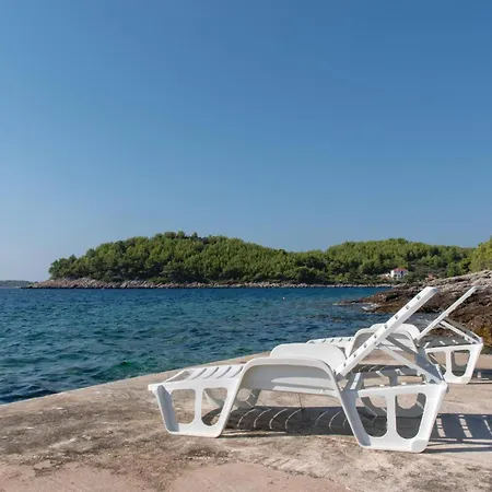 Apartman Two-bedroom Karbuni With Sea View 09 *