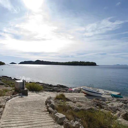 Two-bedroom Karbuni With Sea View 09 Apartamento Prizba